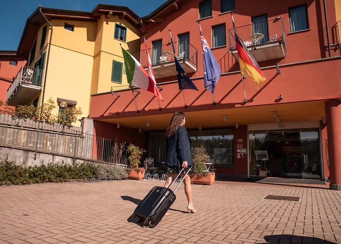 Montelago Hotel Ternate (Varese)